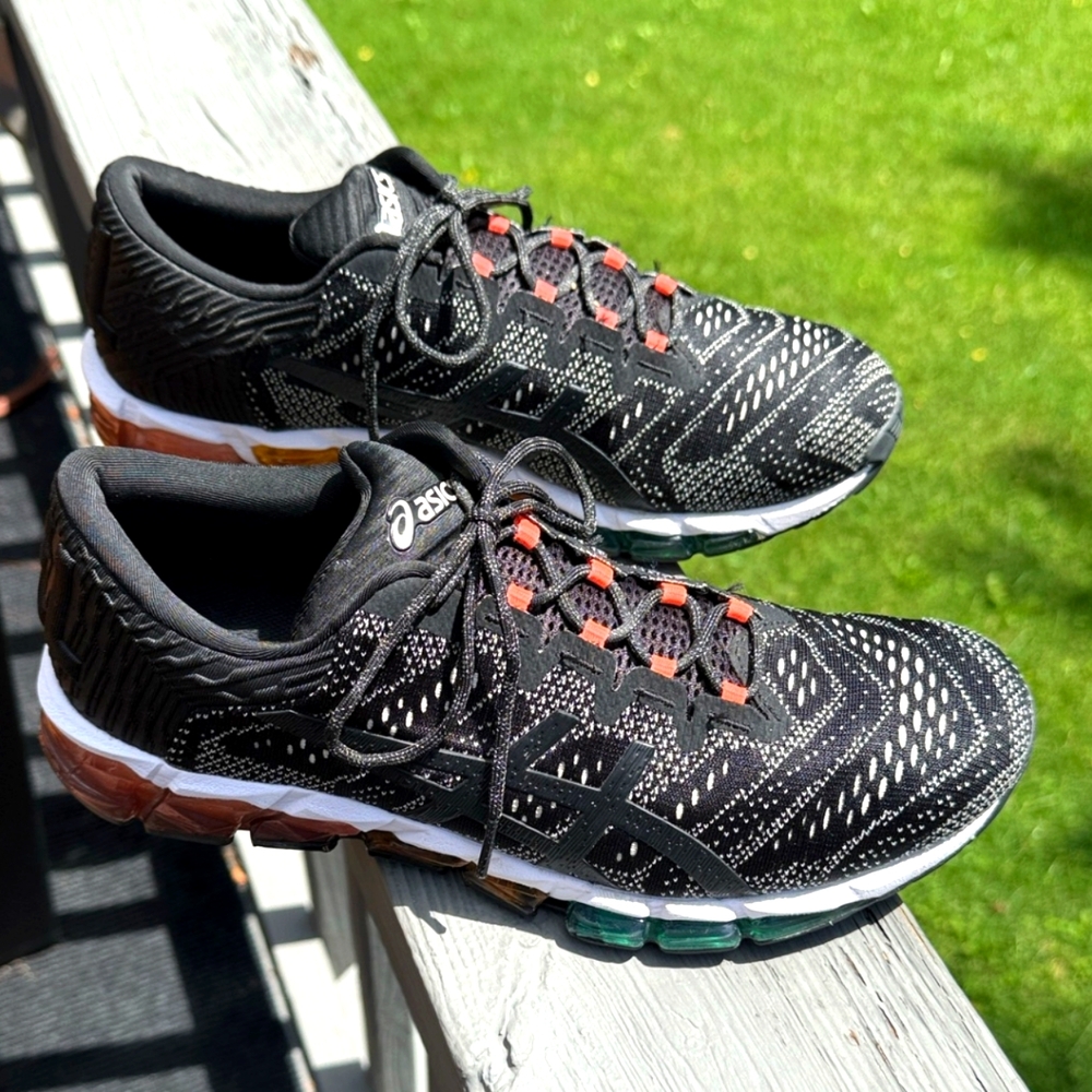 (EUC) ASICS Women's Gel-Quantum 360 5 JCQ Running Shoes (Black/Putty)(Size:10)